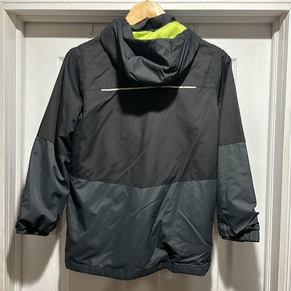 Columbia Youth medium Omnitech raincoat - Picture 6 of 8